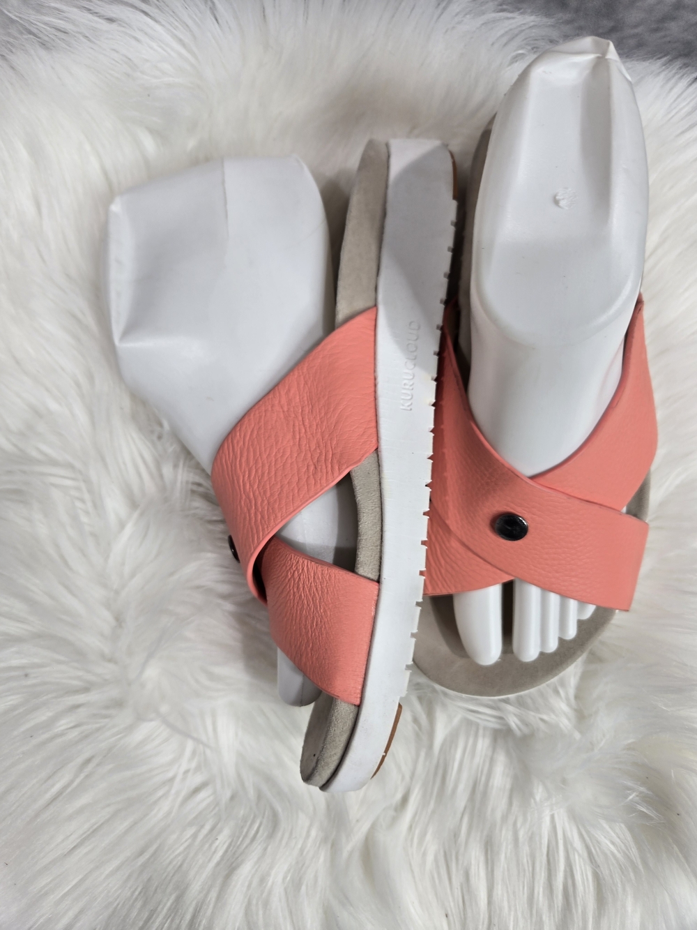 KURU Breeze Supportive Slide Sandals in a coral or mineral-colored leather - Picture 3 of 6